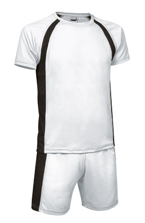 completo-sportivo-maracana-bianco-nero.jpg